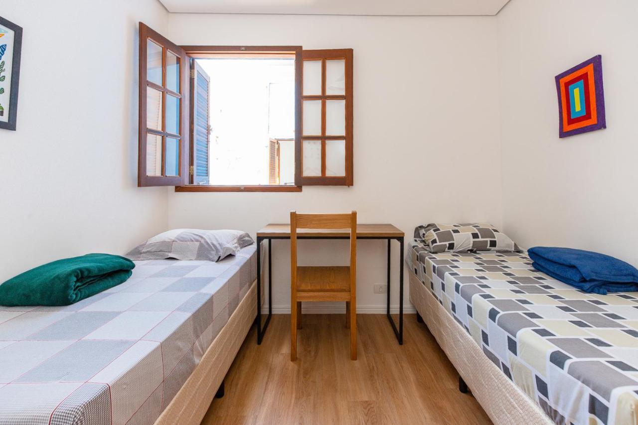 Casa Azul Hostal *